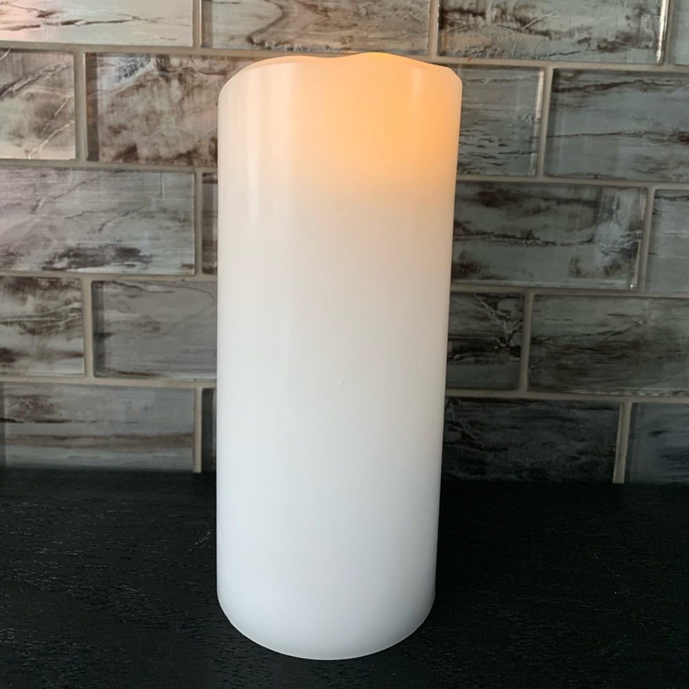 Flameless Candle - Picture 4 of 6